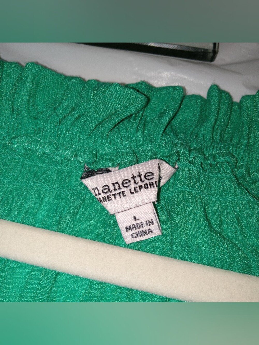 Nanette Lepore Emerald Green Lightweight Top Large - Picture 3 of 5